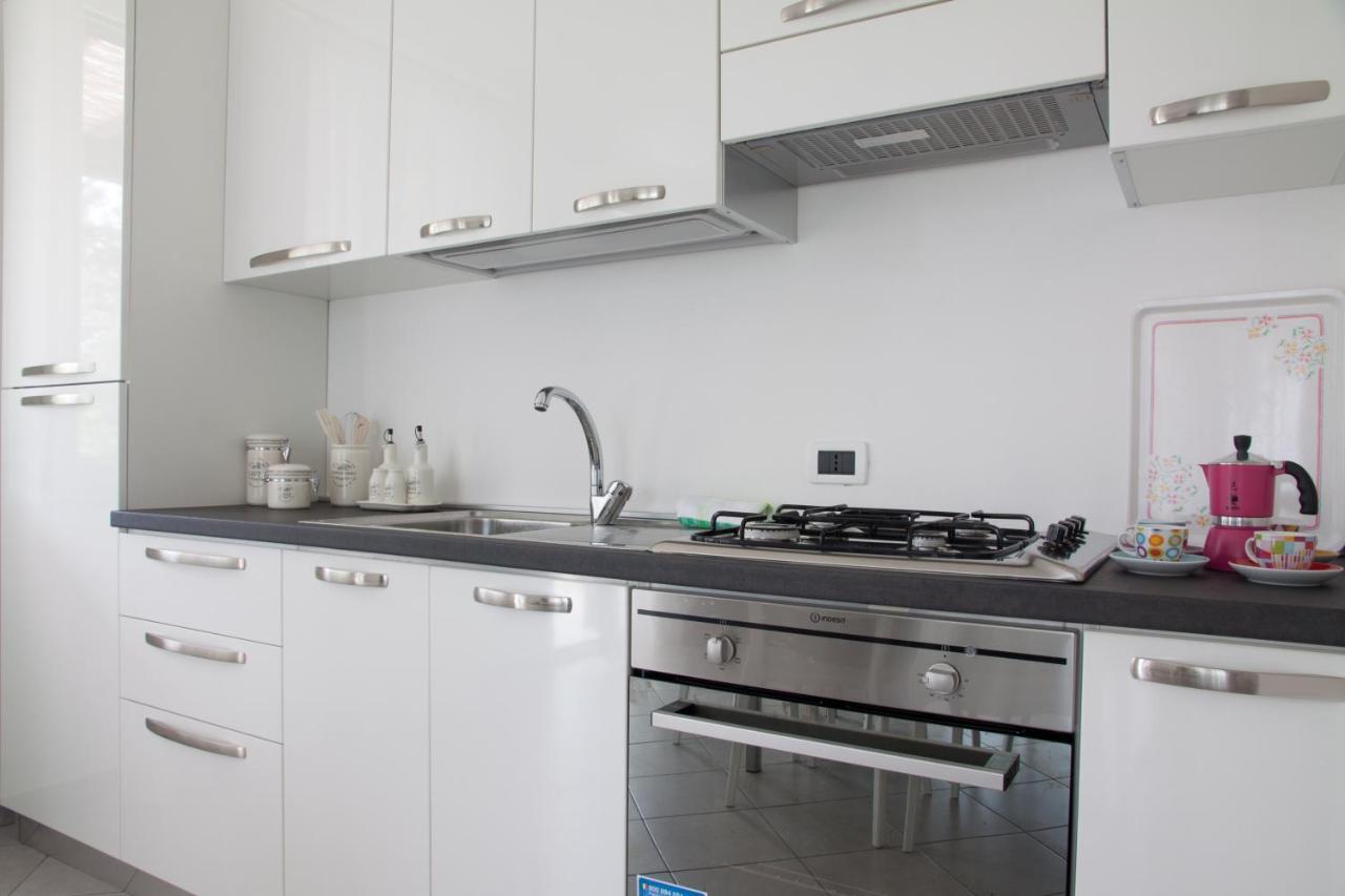 Baia Degli Ulivi Apartments Чефалу Номер фото